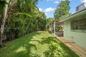 435 W 43rd St, Miami Beach, FL 33140, Sold 02/25/25