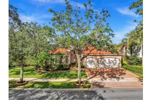 19541 SW 39th Ct, Miramar, FL 33029, Sold 05/02/25