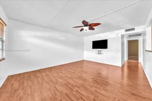 850 SW 133rd Terrace, Pembroke Pines, FL 33027, Sold 02/13/25