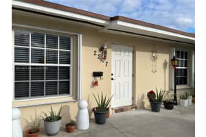 2207 SW 100th Ct, Miami, FL 33165, Sold 05/16/25