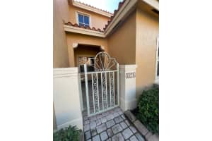 2278 Clipper Pl, Fort Lauderdale, FL 33312, Sold 01/17/25