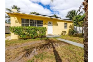 401 Cherry Rd, West Palm Beach, FL 33409, Sold 03/10/25