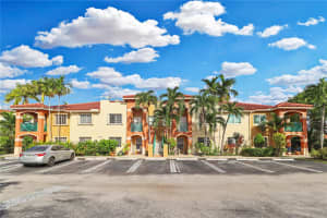 6950 NW 174th Terrace, Hialeah, FL 33015, Sold 01/31/25