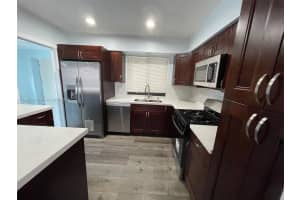531 SW 70th Terrace, Pembroke Pines, FL 33023, Sold 03/21/25