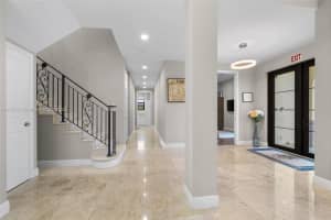 956 Hollywood Blvd, Hollywood, FL 33019, Sold 06/02/25