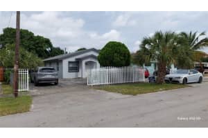 553 E 61st St, Hialeah, FL 33013, Sold 01/31/25