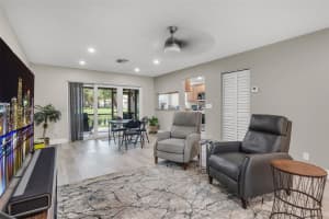 9156 Vineyard Lake Dr, Plantation, FL 33324, Sold 03/31/25