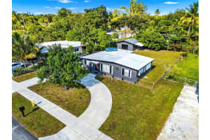 107 Thomas Rd, West Park, FL 33023, Sold 01/13/25