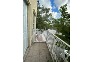 9 E 4th St, Hialeah, FL 33010, Sold 02/05/25