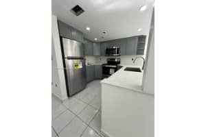9 E 4th St, Hialeah, FL 33010, Sold 02/05/25