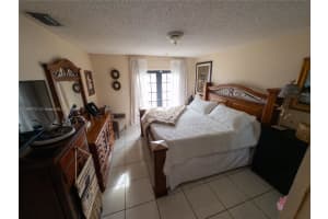 943 SW 135th Ct, Miami, FL 33184, Sold 05/13/25