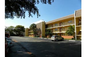 7911 N Colony Cir, Tamarac, FL 33321, Sold 01/31/25