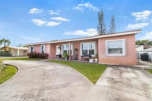 11000 SW 47th Terrace, Miami, FL 33165, Sold 01/17/25