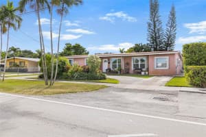 11000 SW 47th Terrace, Miami, FL 33165, Sold 01/17/25