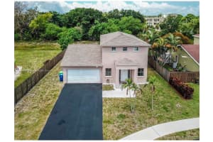 5203 NW 96th Ave, Sunrise, FL 33351, Sold 01/10/25