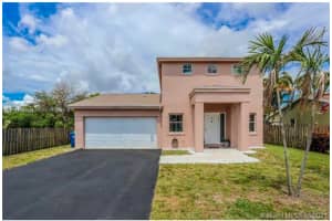 5203 NW 96th Ave, Sunrise, FL 33351, Sold 01/10/25