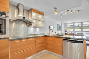 1228 West Ave, Miami Beach, FL 33139, Sold 12/20/24