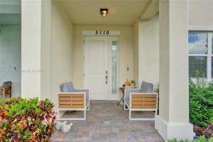 5110 Eucalyptus Dr, Hollywood, FL 33021, Sold 01/10/25