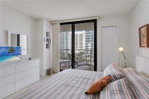 3000 N Ocean Dr APT 10B, Riviera Beach, FL 33404, - MLS#A11697970