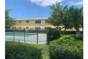 430 SE 2nd Ave, Deerfield Beach, FL 33441, Sold 06/27/25