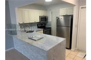 430 SE 2nd Ave, Deerfield Beach, FL 33441, Sold 06/27/25