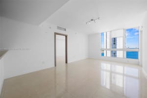 300 S Biscayne Blvd t 2212, Miami, FL 33131, Sold 05/27/25