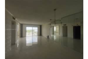 3800 Hillcrest Dr, Hollywood, FL 33021, Sold 03/20/25