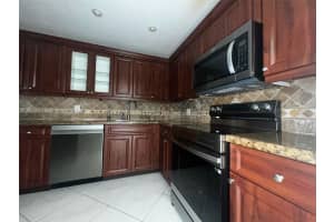 3800 Hillcrest Dr, Hollywood, FL 33021, Sold 03/20/25