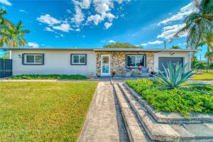 771 SE 15th St, Homestead, FL 33034, Sold 01/18/25