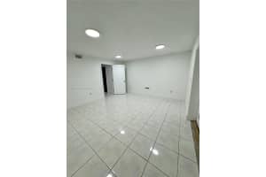 1460 W 39th Pl, Hialeah, FL 33012, Sold 12/26/24