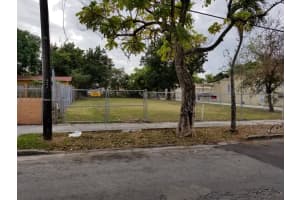 MLS# A11698165, Miami, Florida 33135