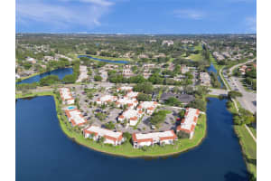 1104 N Hiatus Rd 1104 Pembroke Pines, FL 33026 - MLS#A11698190