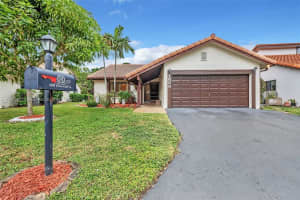 1600 Riverwood Ln, Coral Springs, FL 33071, Sold 03/19/25