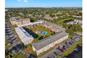 5300 Washington St, Hollywood, FL 33021, Sold 03/12/25