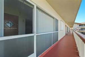 5300 Washington St, Hollywood, FL 33021, Sold 03/12/25