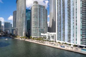 300 Biscayne Blvd, Miami, FL 33132, Sold 02/26/25