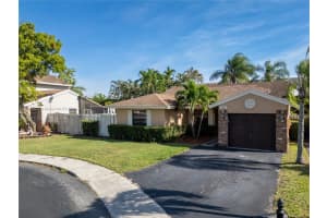 720 Shiloh Terrace, Davie, FL 33325, Sold 12/24/24