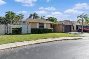 720 Shiloh Terrace, Davie, FL 33325, Sold 12/24/24
