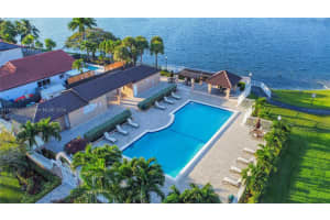8165 NW 201st Terrace, Hialeah, FL 33015, Sold 04/09/25