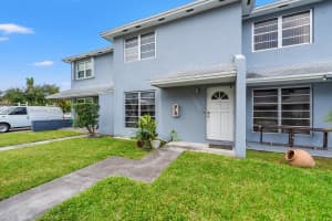 19402 SW 103rd Ct, Cutler Bay, FL 33157, Sold 01/03/25