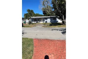 8441 SW 21st St, Miami, FL 33155, Sold 01/15/25