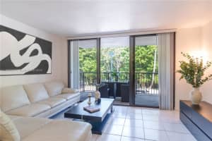 101 Ocean Ln Dr, Key Biscayne, FL 33149, Sold 03/17/25