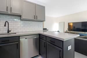 2660 NE 8th Ave, Wilton Manors, FL 33334, Sold 03/03/25