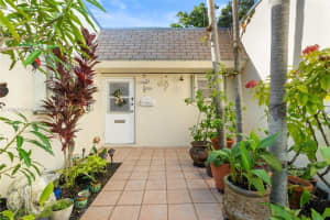 16992 SW 112th Ct, Miami, FL 33157, Sold 01/15/25