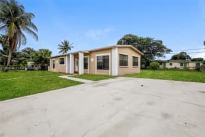 3420 NW 7th St, Fort Lauderdale, FL 33311, Sold 04/02/25