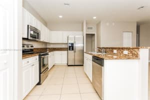 2954 NE 1st Dr, Homestead, FL 33033, Sold 04/29/25