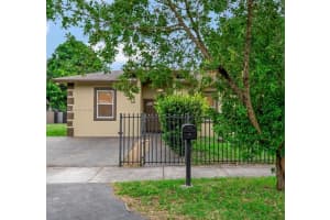 810 NW 141st St, Miami, FL 33168, Sold 02/03/25