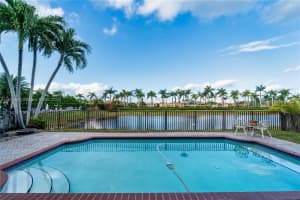 15521 SW 30th St, Miami, FL 33185, Sold 03/26/25