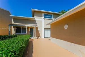 10712 SW 147th Pl, Miami, FL 33196, Sold 01/31/25