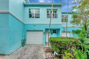 618 SE 13th St, Fort Lauderdale, FL 33316, Sold 08/20/25